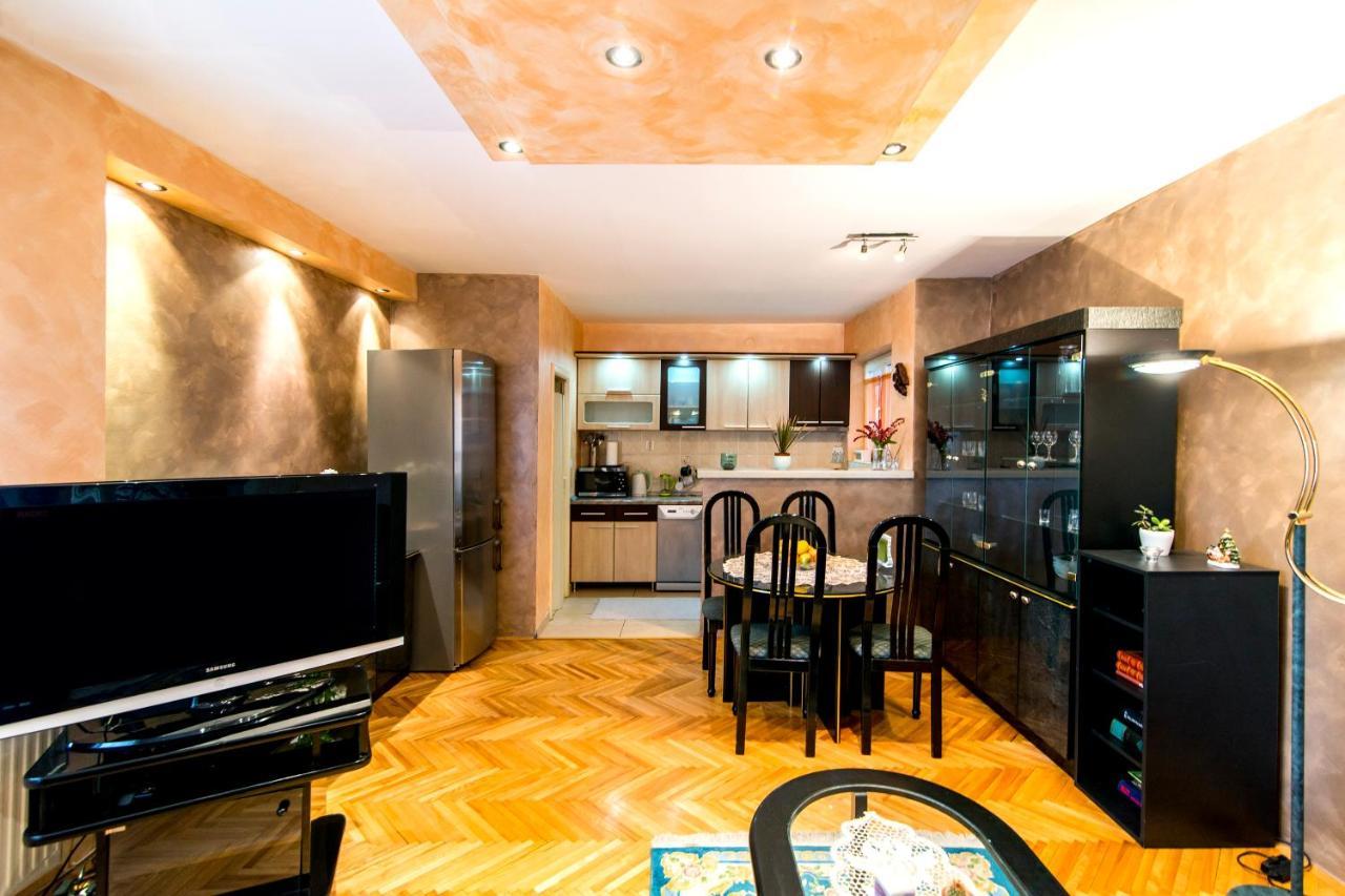 Apartment City Center Нови-Сад Экстерьер фото